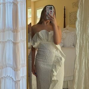 Elegant White Ruffled Off-Shoulder Dress